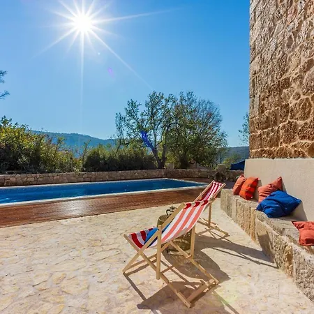 Bell Aria Villa
