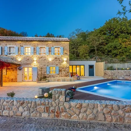 Bell Aria Villa